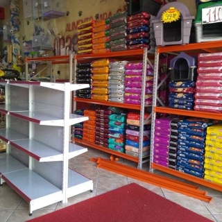 Display para pet shop Expositores de Balcão Expositor para Encartelados Sorocaba Expositor para Comercio Display em Acrílicos Display para pet shop Cesto Expositor Expositor de Chão Expositores para Loja Sorocaba Display para Encartelados